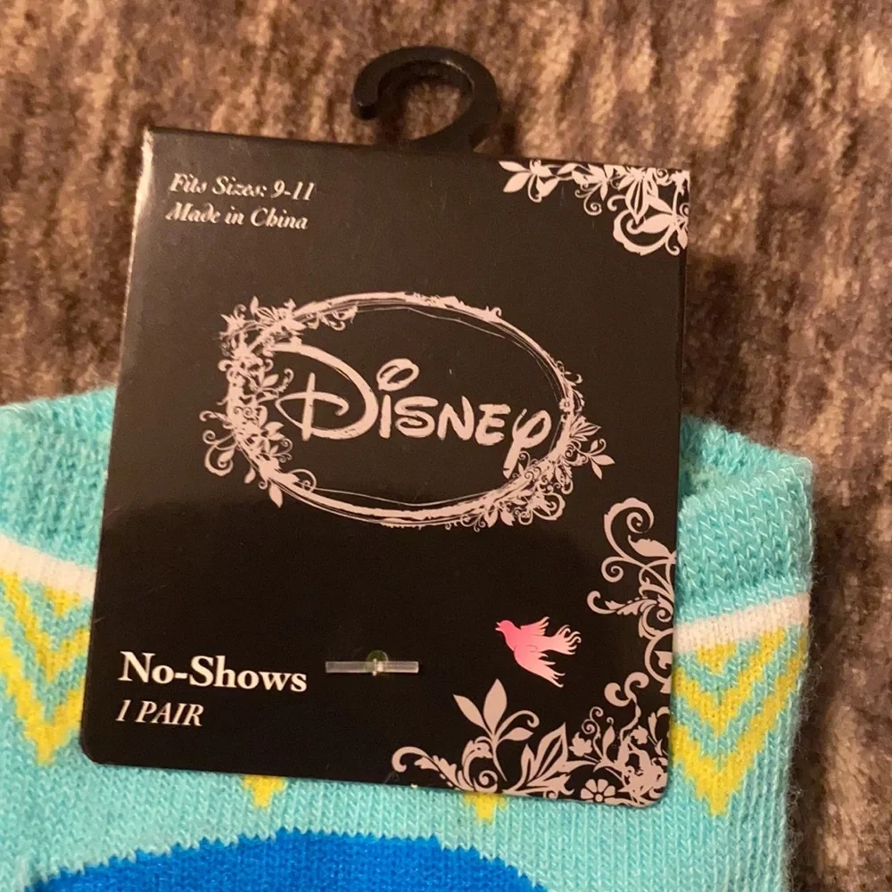 2/$12 Disney Moana There‎ You Are Spiral Socks Hot Topic